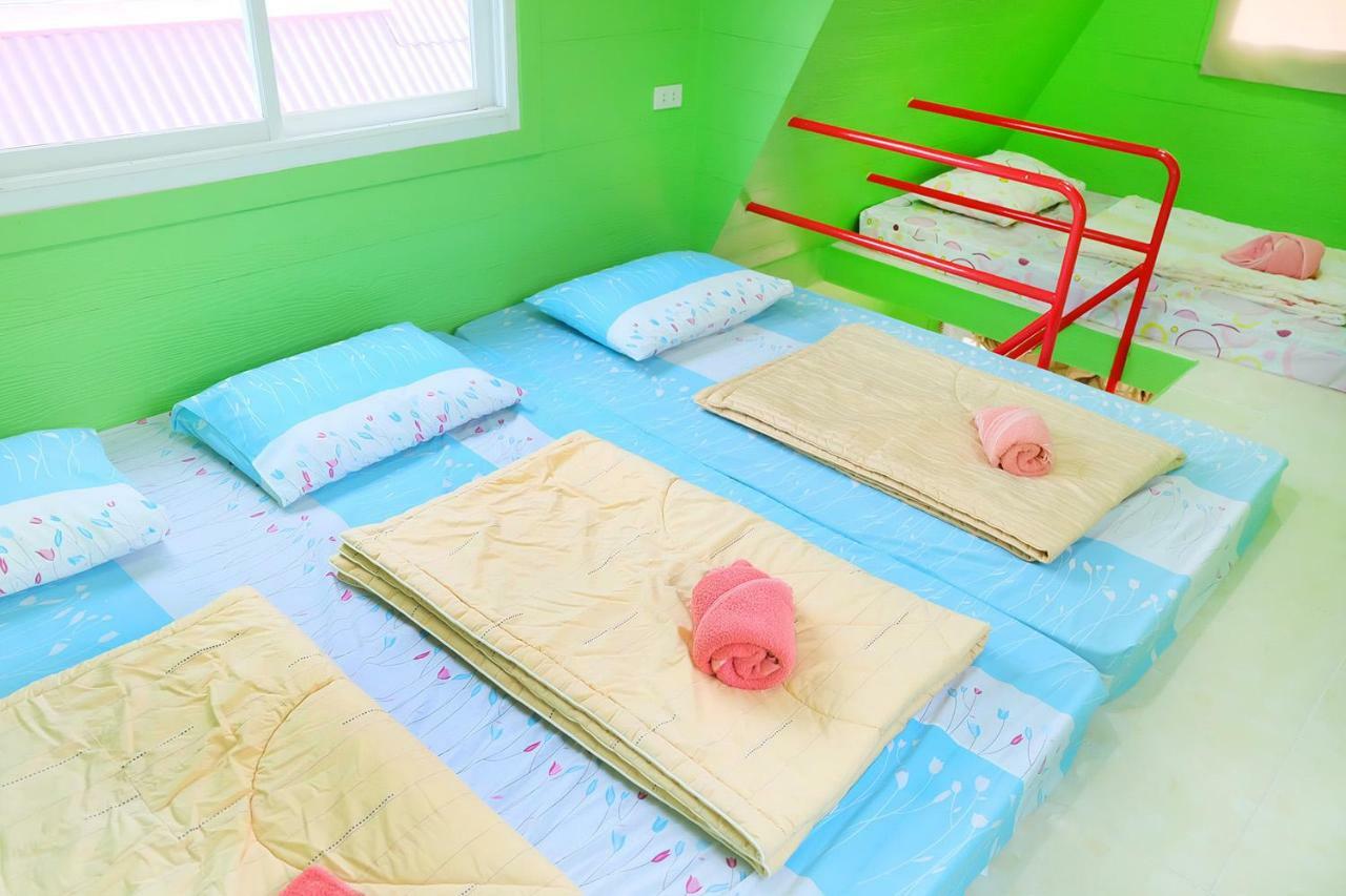 A Houses Homestay Nakhonratchasima Esterno foto