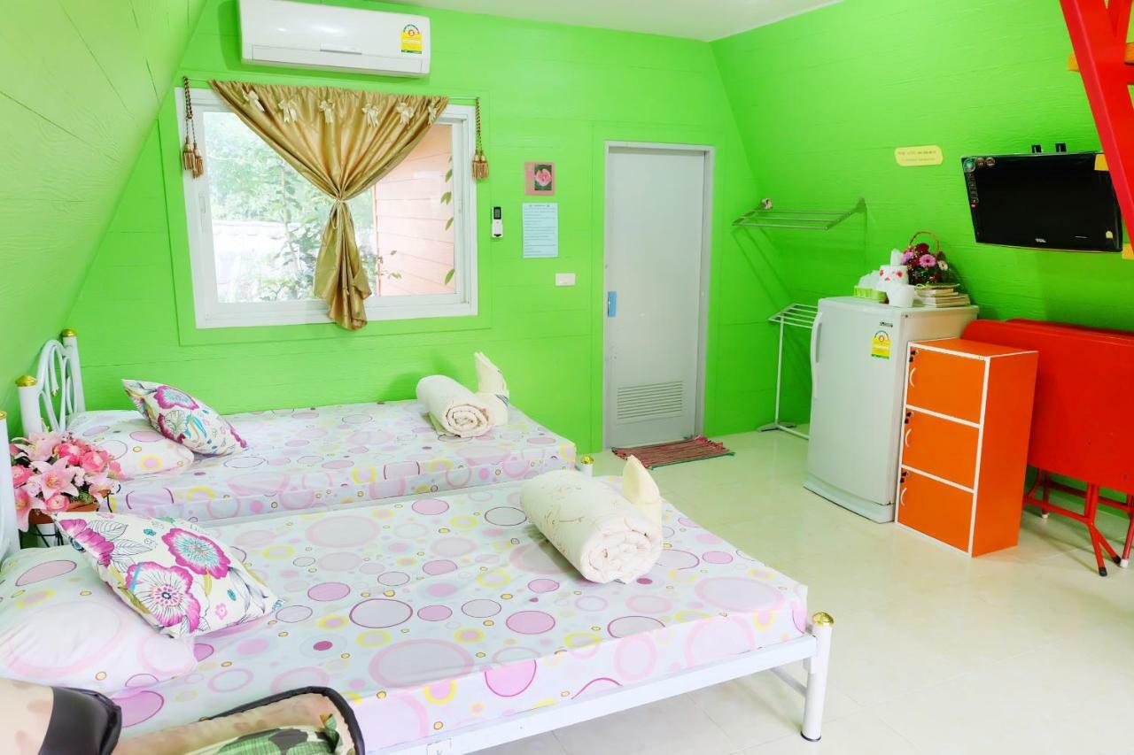 A Houses Homestay Nakhonratchasima Esterno foto