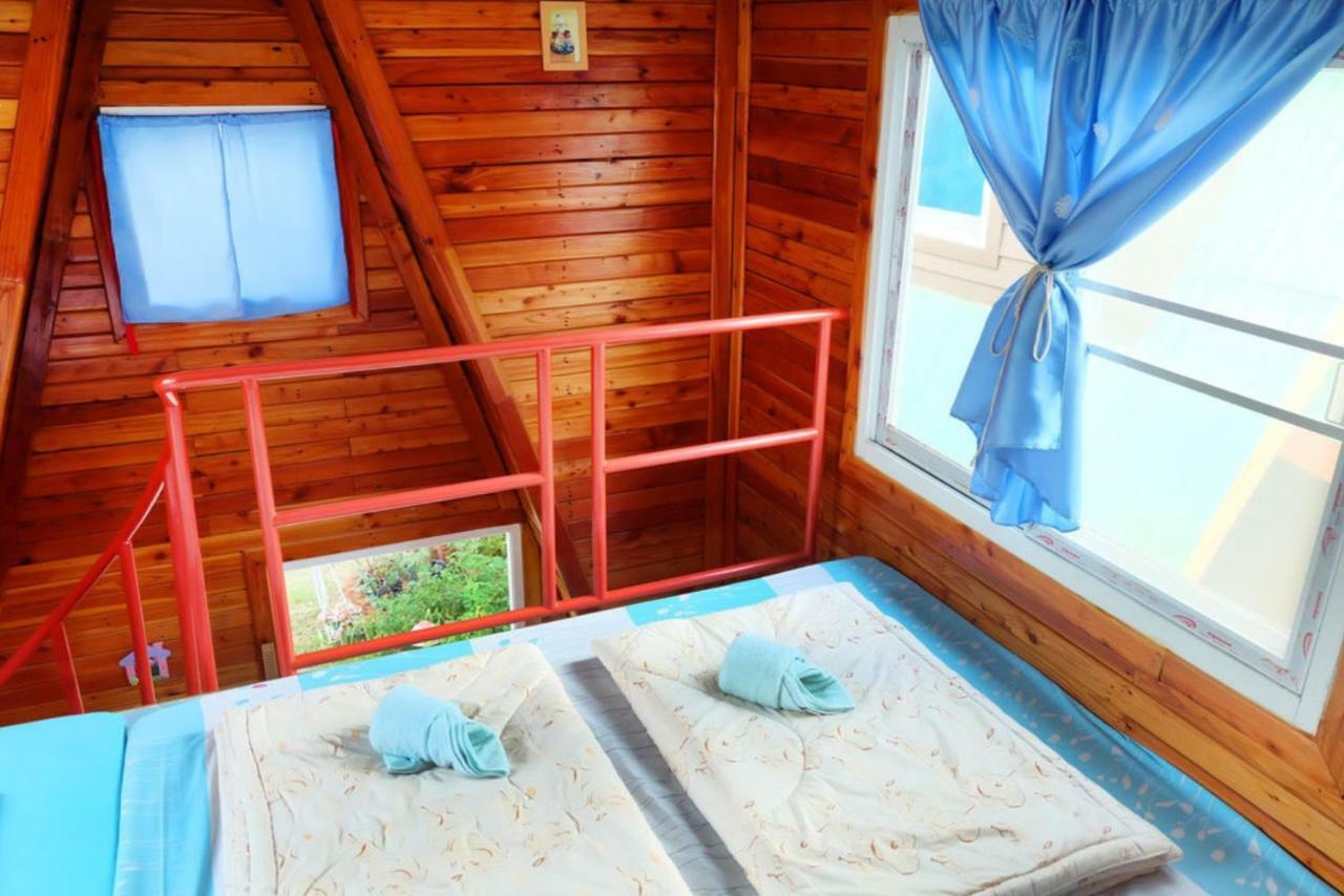 A Houses Homestay Nakhonratchasima Esterno foto