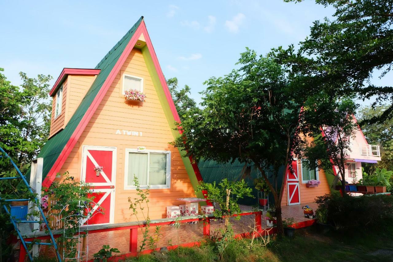 A Houses Homestay Nakhonratchasima Esterno foto