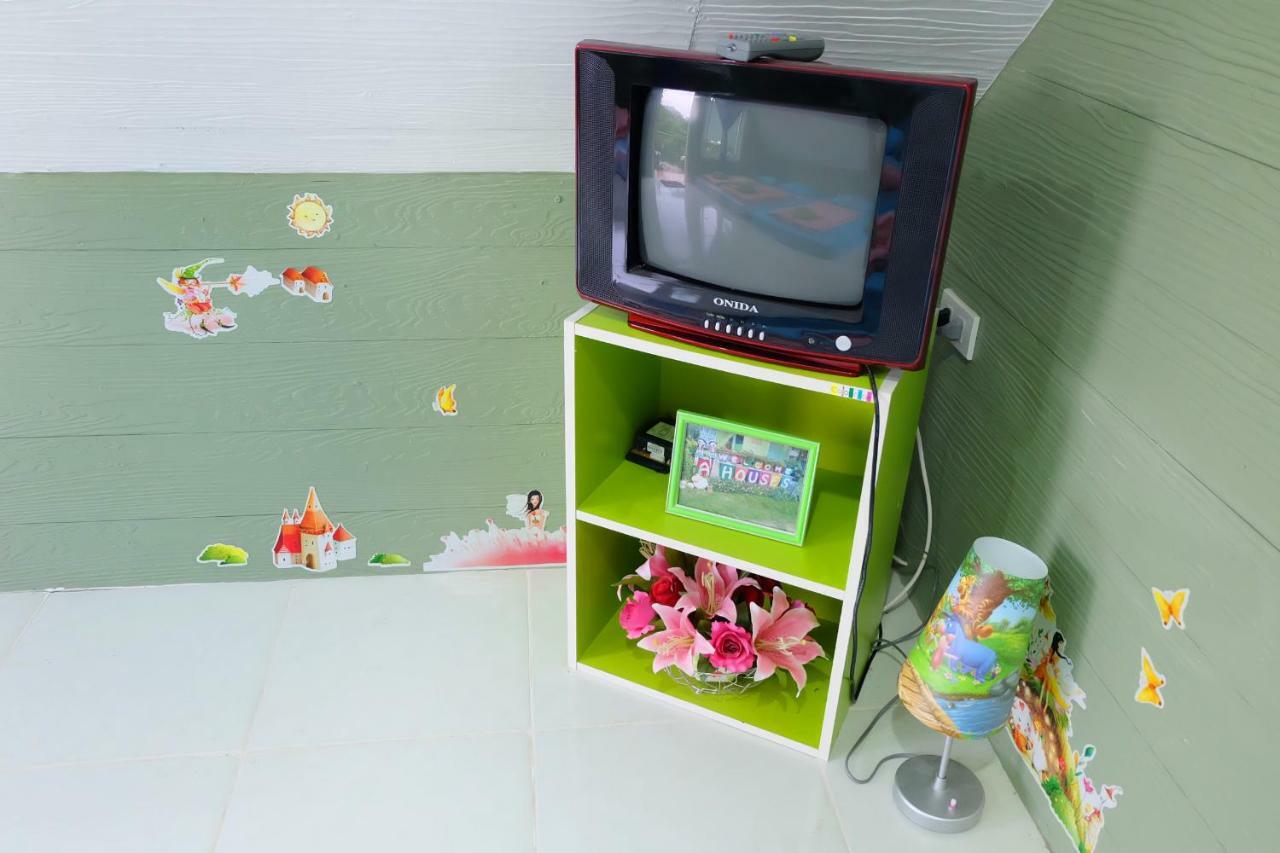 A Houses Homestay Nakhonratchasima Esterno foto
