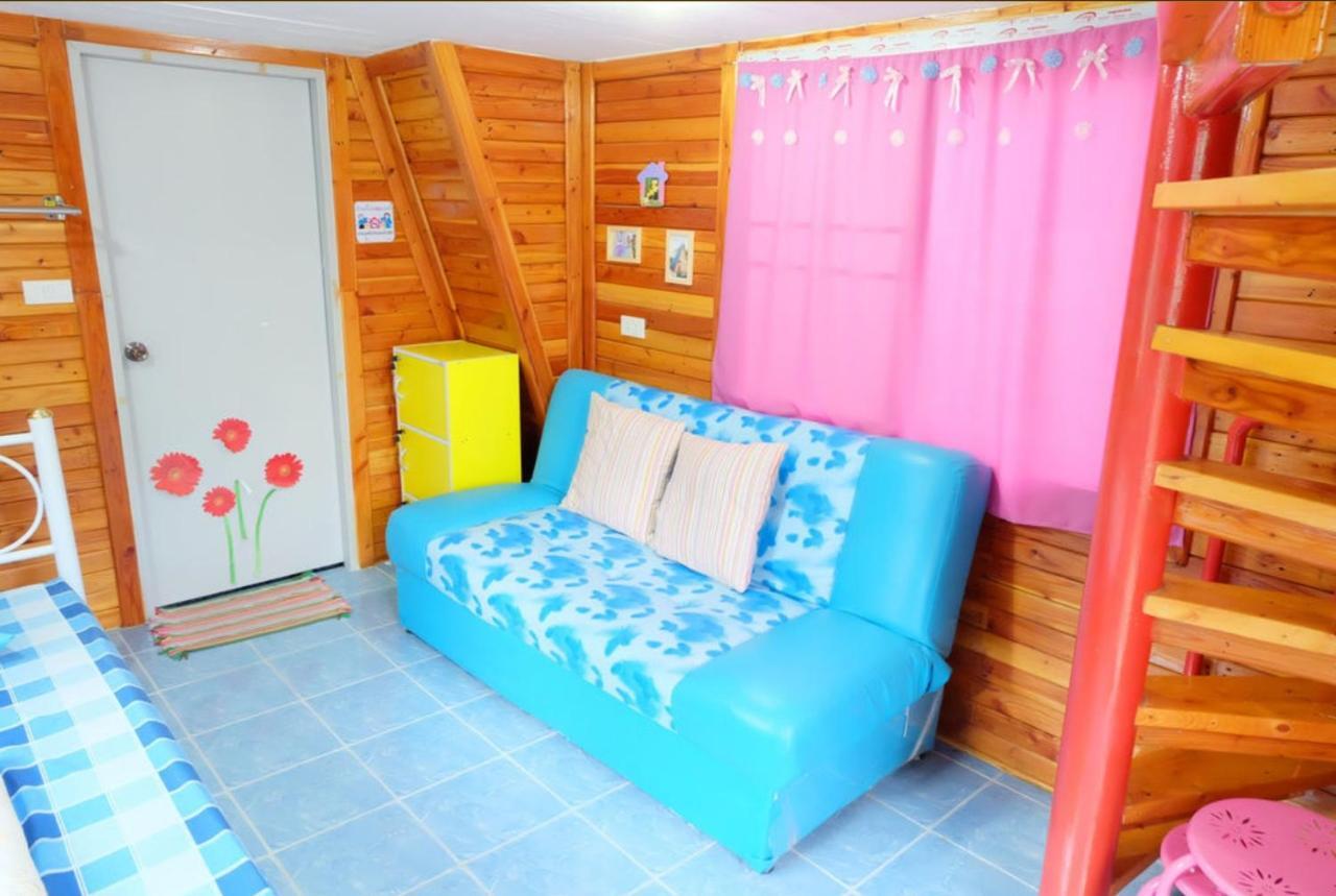A Houses Homestay Nakhonratchasima Esterno foto